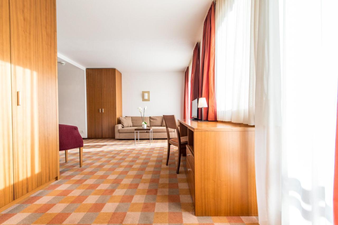 Hotel Tubris Кампо-Турес Екстер'єр фото