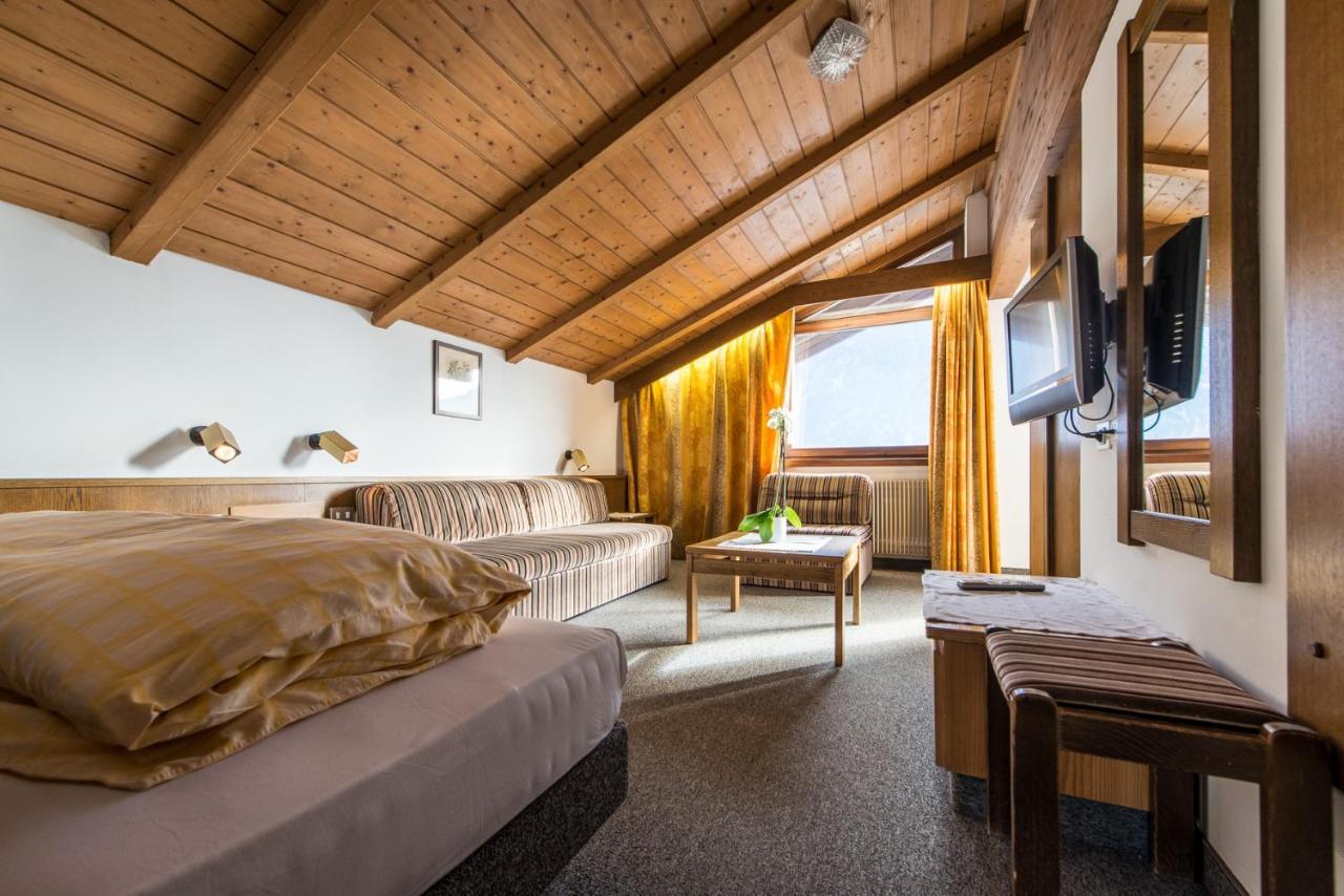 Hotel Tubris Кампо-Турес Екстер'єр фото